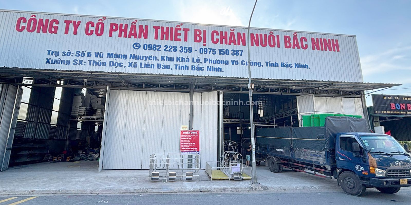 Thiet ke chua co ten